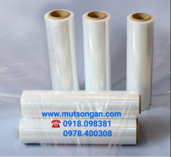 Màng co PE quấn máy