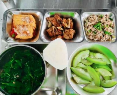 Suất ăn Việt Nam
