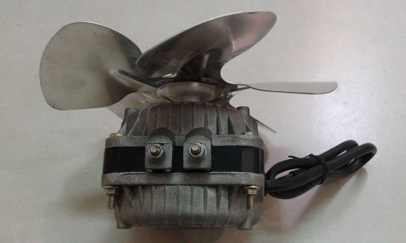 Quạt giải nhiệt có cánh TĐ - Vật Tư Điện Lạnh Phương Thúy - Công Ty TNHH Dịch Vụ Kỹ Thuật Phương Thúy