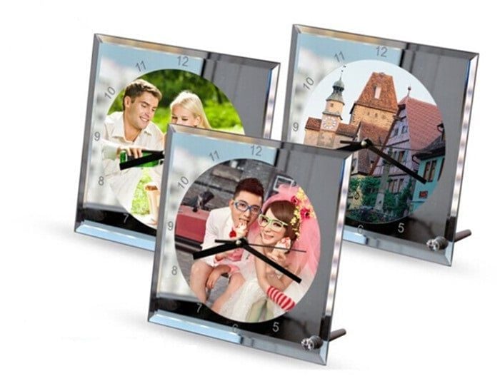 Đồng hồ thủy tinh để bàn 15x15cm