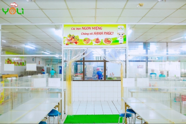 Dịch vụ nấu ăn trực tiếp tại nhà máy