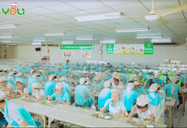 Dịch vụ nấu ăn trực tiếp tại nhà máy