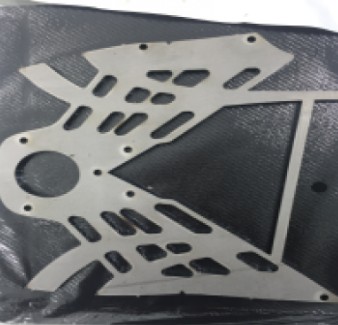 Gia công cắt laser sắt