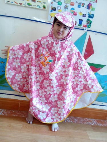 Áo mưa trẻ em