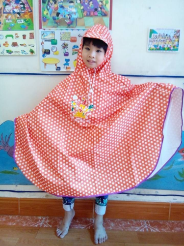 Áo mưa trẻ em