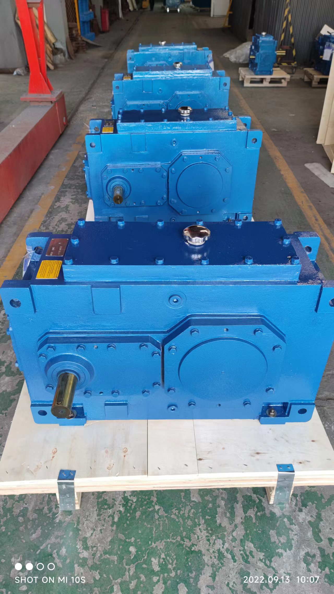 Motor giảm tốc