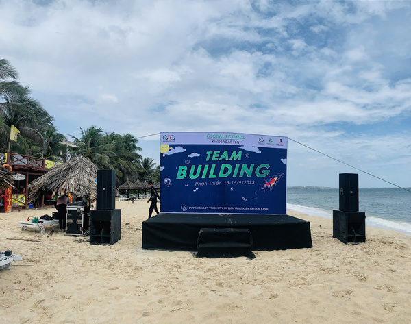 Thi công sân khấu, backdrop team building - Tổ Chức Sự Kiện Trọn Gói Bình Thuận - Tổ Chức Sự Kiện Hà Nhí