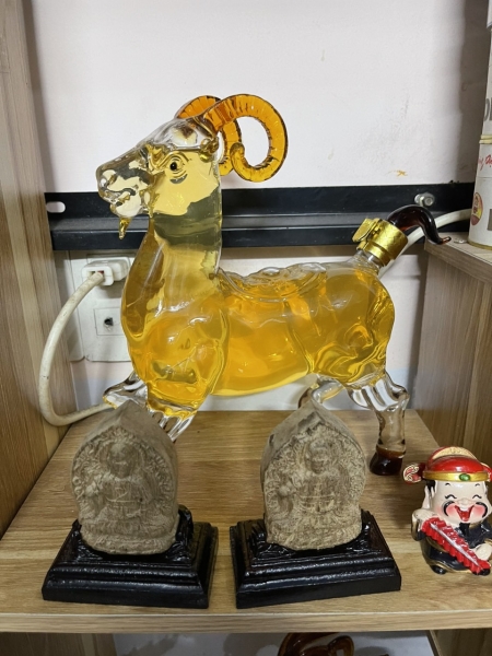Rượu trầm hương