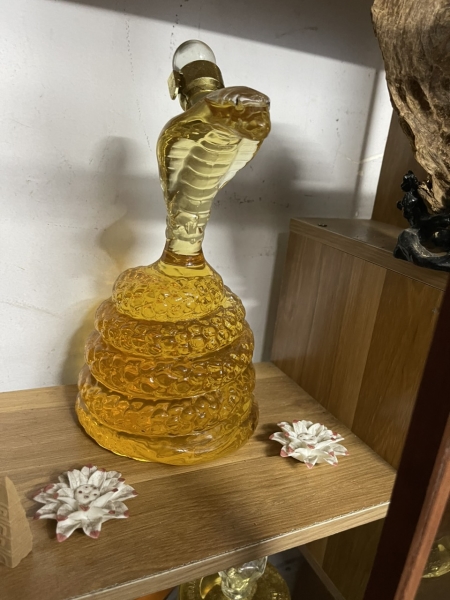 Rượu trầm hương