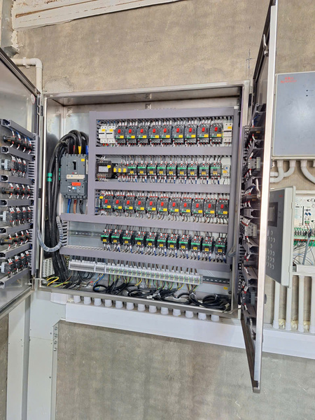 Tủ bảng điện - Tủ Bảng Điện SIBA - Công Ty Cổ Phần Tập Đoàn Cơ Khí Công Nghệ Cao SIBA