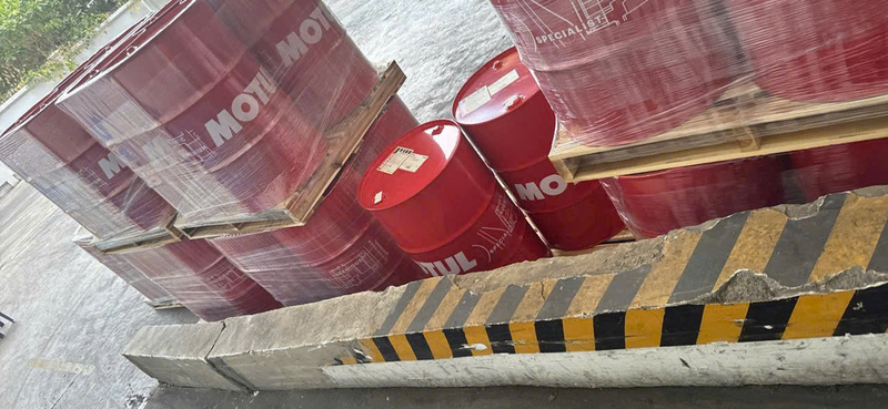 Dầu nhớt xe tải