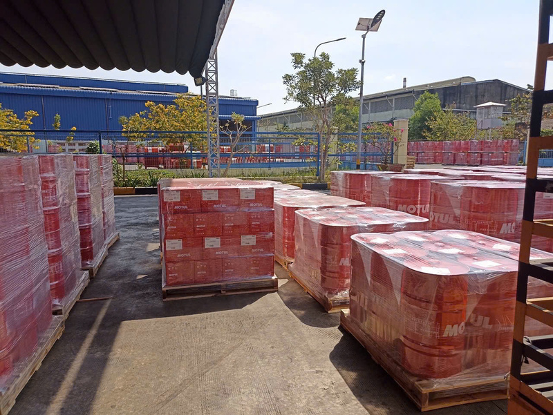 Dầu nhớt xe tải