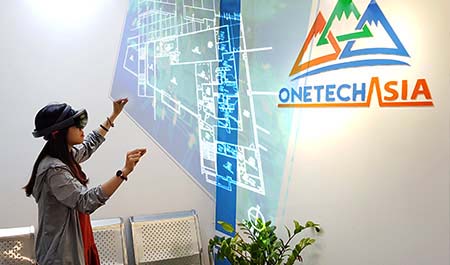 Ứng dụng Hololens - Phần Mềm OneTech Asia - Công Ty CP OneTech Asia