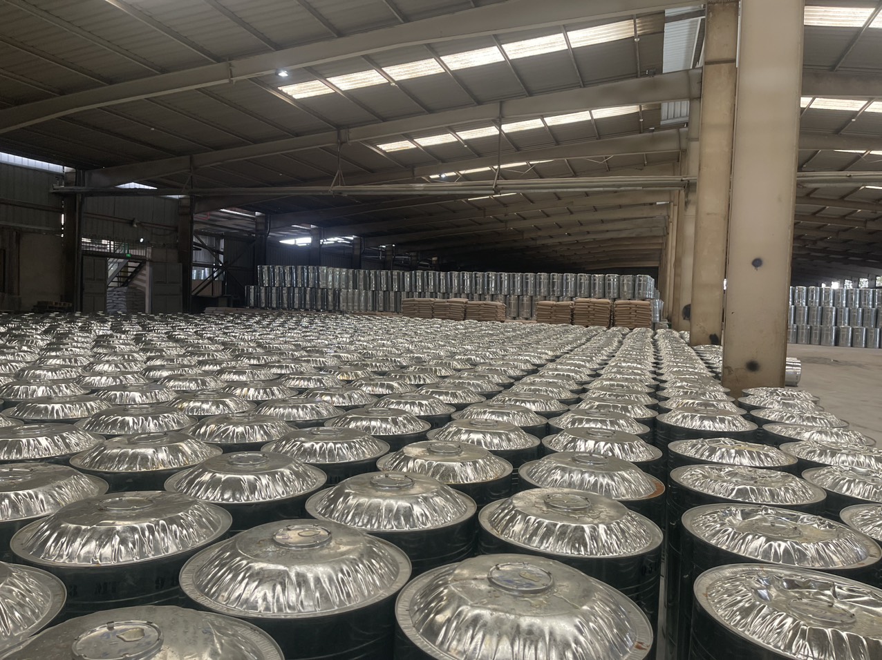 Tinh dầu nhựa thông - Công Ty TNHH Xuất Nhập Khẩu Và Đầu Tư Sản Xuất Minh Hà