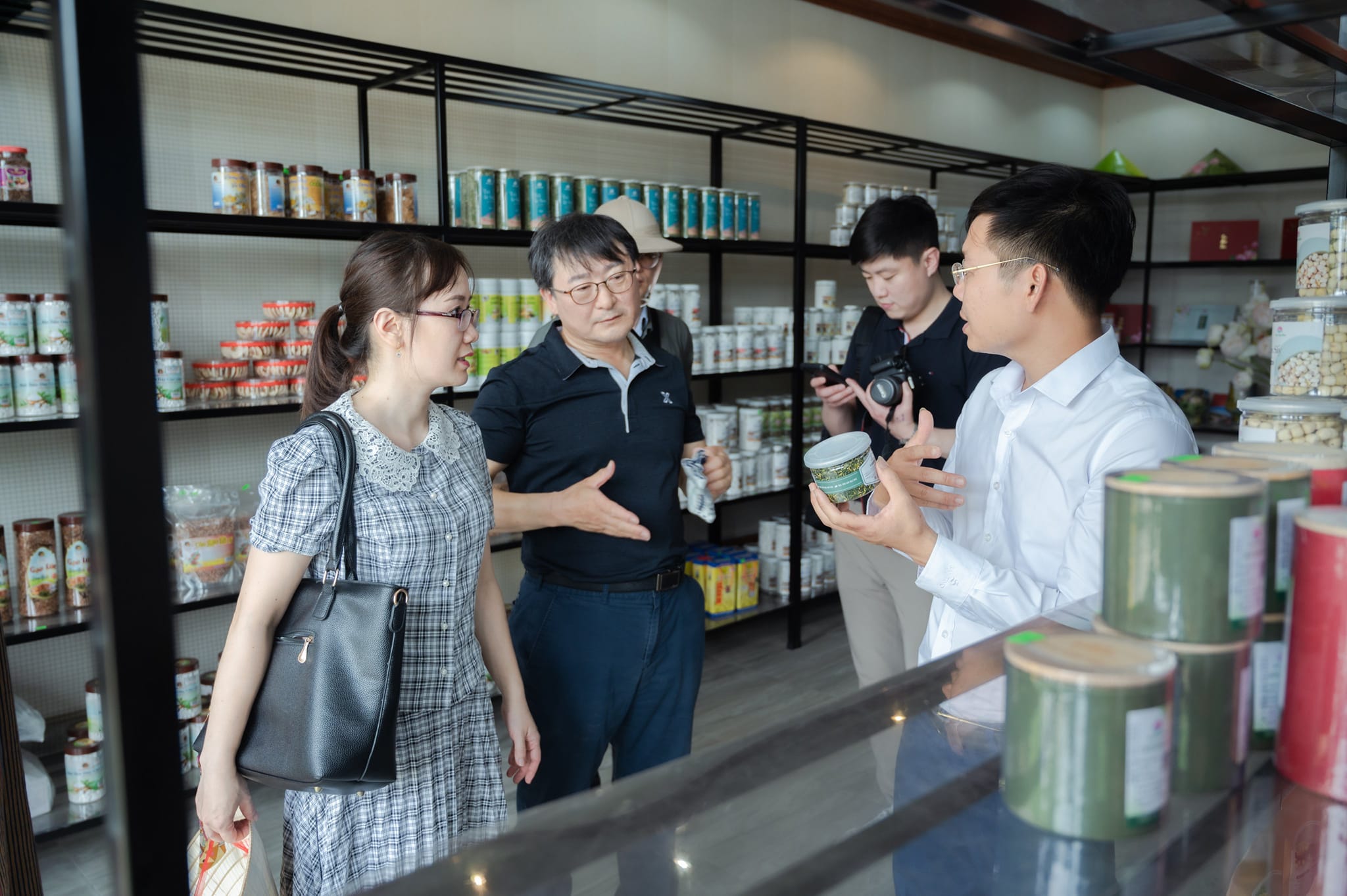 Hình ảnh hợp tác xã nông nghiệp Sen Quê Bác