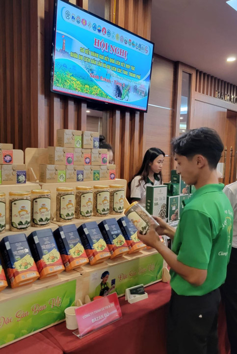 Hình ảnh công ty - Cà Phê Men`s Coffee - Công Ty TNHH Sản Xuất Thương Mại Và Dịch Vụ Bazan Đỏ