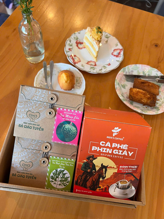 Quà tặng trà và cà phê - Cà Phê Men`s Coffee - Công Ty TNHH Sản Xuất Thương Mại Và Dịch Vụ Bazan Đỏ