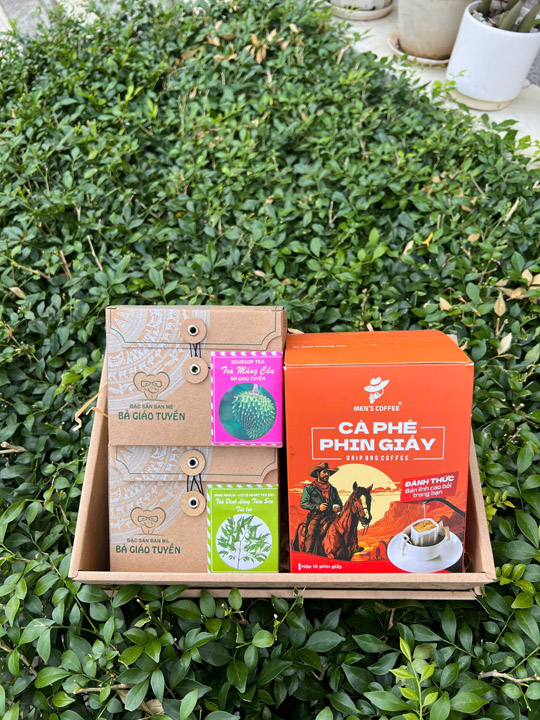 Quà tặng trà và cà phê - Cà Phê Men`s Coffee - Công Ty TNHH Sản Xuất Thương Mại Và Dịch Vụ Bazan Đỏ