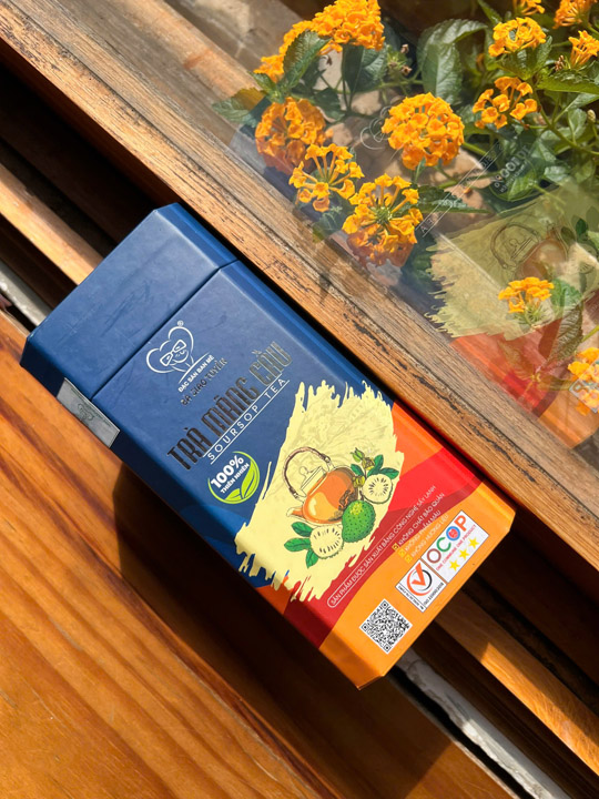 Trà Mãng Cầu Bà Giáo Tuyền - Cà Phê Men`s Coffee - Công Ty TNHH Sản Xuất Thương Mại Và Dịch Vụ Bazan Đỏ