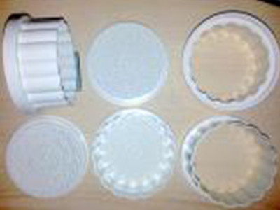 Gia công ép nhựa theo yêu cầu - Công Ty TNHH Sản Xuất Thương Mại Dịch Vụ Lê Quỳnh