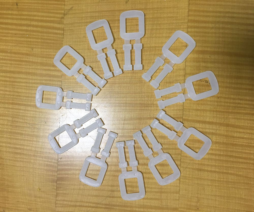 Bọ nhựa siết dây đai