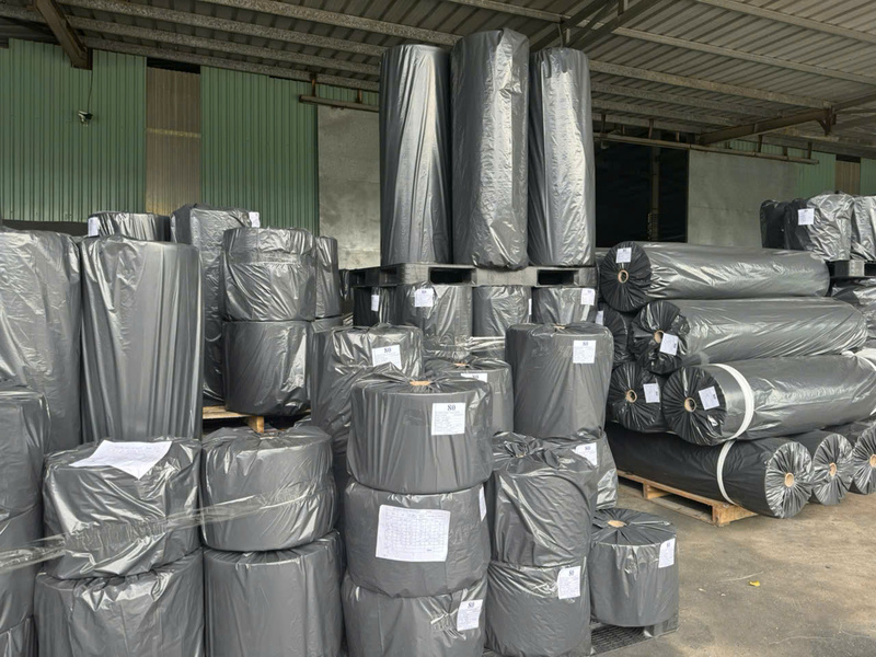 Hình ảnh kho hàng Hùng Hậu - Vải Không Dệt Hùng Mậu -  Công Ty TNHH Gia Công Sản Xuất Và Thương Mại Hùng Mậu
