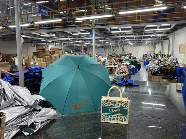 Ô dù cầm tay 2025 - Ô Dù TATSU - Công Ty Cổ Phần Sản Xuất Ô Cầm Tay TATSU