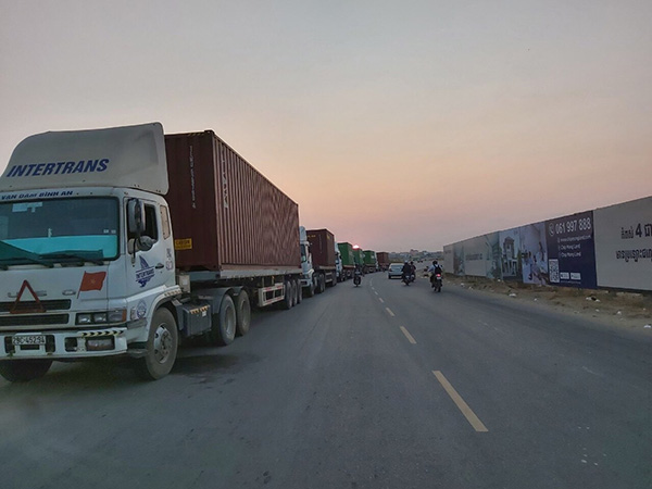 Dịch vụ vận chuyển hàng hóa đường bộ nội địa - Logistics Intertrans - Công Ty Cổ Phần Dịch Vụ Giao Nhận Vận Tải Quốc Tế