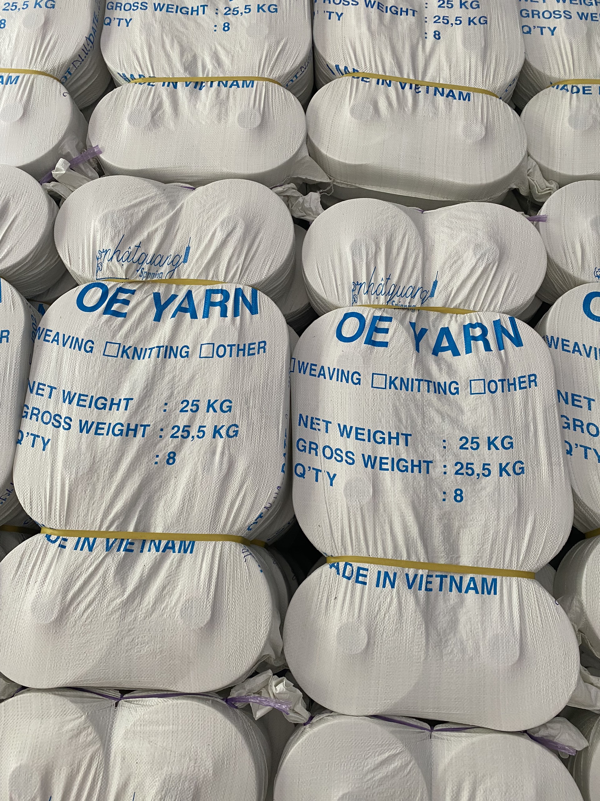 Hình ảnh đóng bao PP - Sợi Nhật Quang - Công Ty TNHH Sợi Nhật Quang