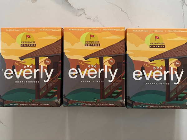 Cà phê đen sấy lạnh Everly 3 hộp 90 gói
