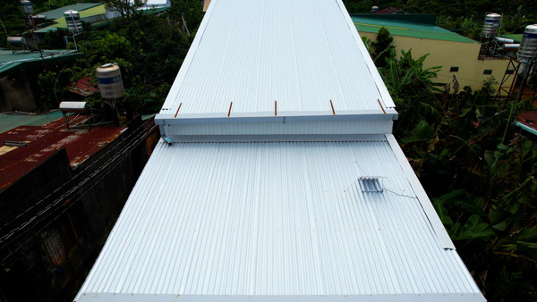Nhà lợp solar - Tôn Pomina - Công Ty Cổ Phần Tôn Pomina