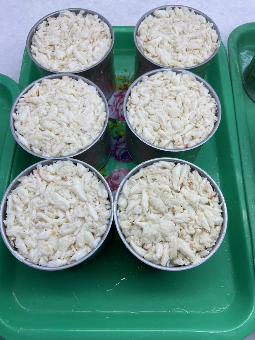 Thịt thân ghẹ đóng lon thanh trùng