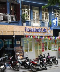Biển quảng cáo cửa hàng Floral & Book cafe