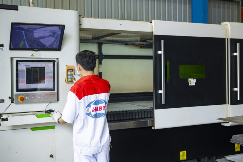 Máy cắt Laser