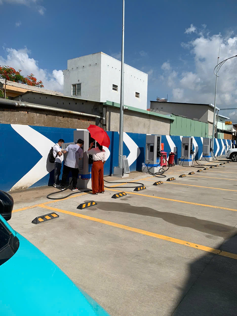 Lắp đặt trạm sạc xe điện