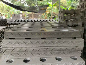 Tay vịn cầu thang bằng bê tông (loại nhỏ) - Vật Liệu Xây Dựng Chung Thuận - Con Tiện Hàng Rào Bê Tông Chung Thuận