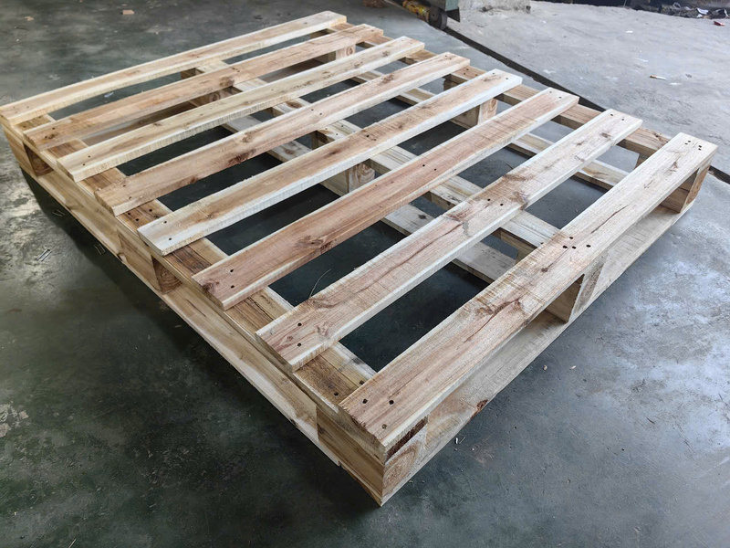 Pallet gỗ 4 hướng nâng - Pallet Gỗ Bảo Phúc - Công Ty TNHH Sản Xuất Và Dịch Vụ Bảo Phúc