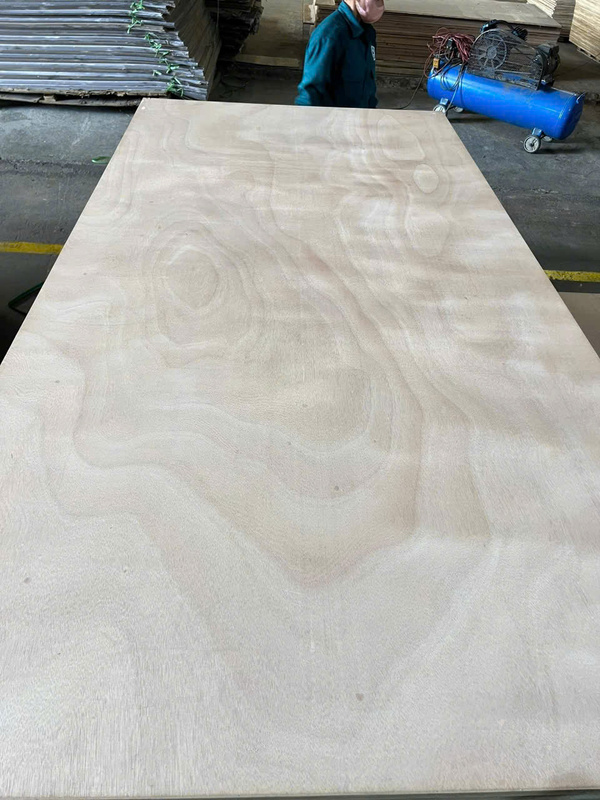 Gỗ ván ép - Pallet Gỗ Bảo Phúc - Công Ty TNHH Sản Xuất Và Dịch Vụ Bảo Phúc