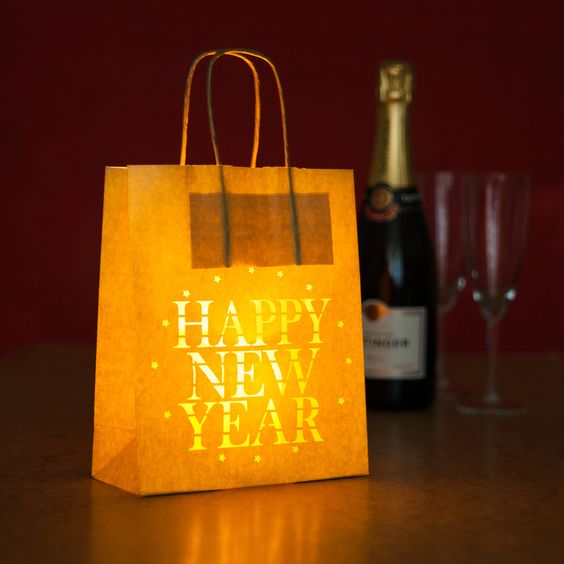 Túi giấy chúc mừng năm mới