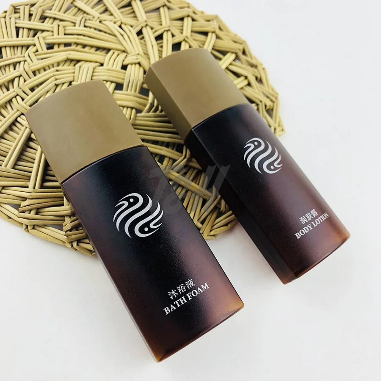 Chai dầu gội, sữa tắm - Đồ Dùng Khách Sạn Thắng Hưng - Công Ty TNHH Vật Tư Và Thiết Bị Khách Sạn Thắng Hưng