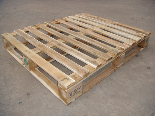 Pallet xuất khẩu 100x120x16.7 cm - Công Ty TNHH Pallet Vĩ Vĩ