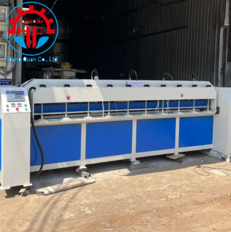 Máy uốn cạnh cong - Công Ty TNHH Thương Mại Dịch Vụ Sản Xuất Phát Triển Hoàng Quân