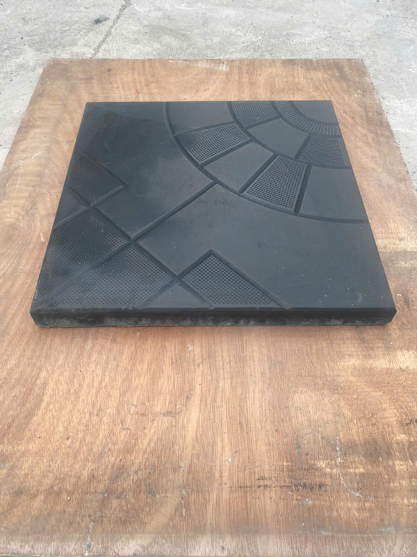 Gạch rẻ quạt - Gạch Ngọc Phát Quang - Công Ty TNHH Ngọc Phát Quang