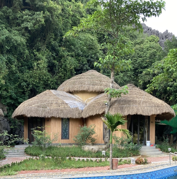 Du lịch Tràng An Royal Bungalow - Trang An Legend - Công Ty TNHH Đầu Tư Thương Mại Và Dịch Vụ Môi Trường Xanh Việt - Đức