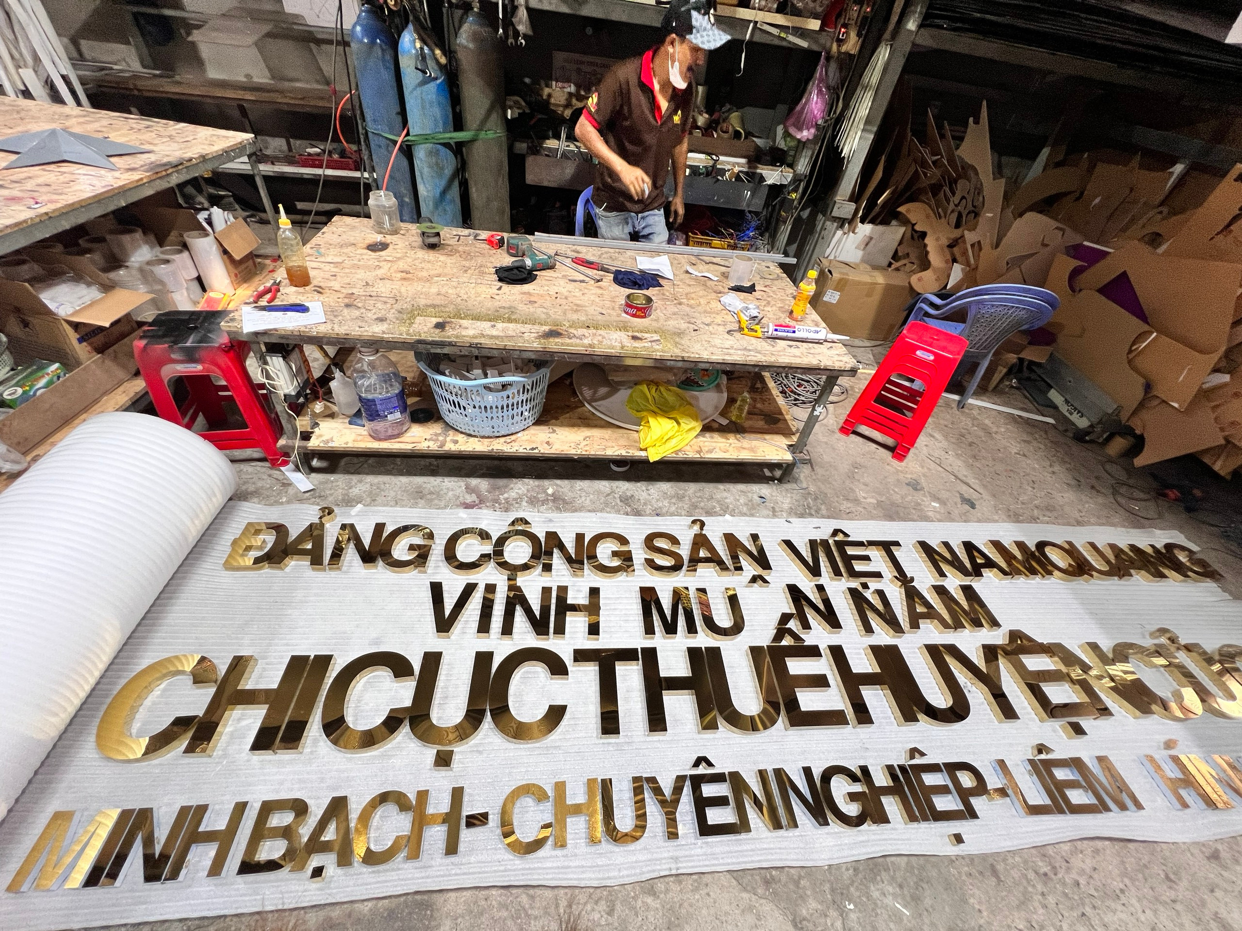 Thi công bảng biển quảng cáo