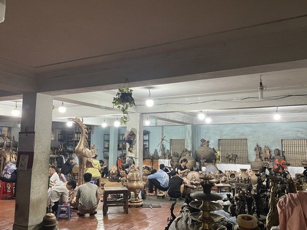 Đồ đồng mỹ nghệ - Công Ty TNHH Sản Xuất Và Thương Mại Xuân Thành