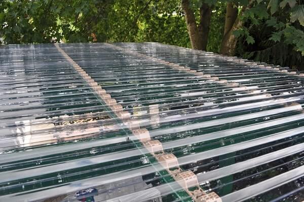 Tôn nhựa PVC lấy sáng - Ngói Nhựa Hà Đăng - Công Ty TNHH Tiếp Vận Hà Đăng