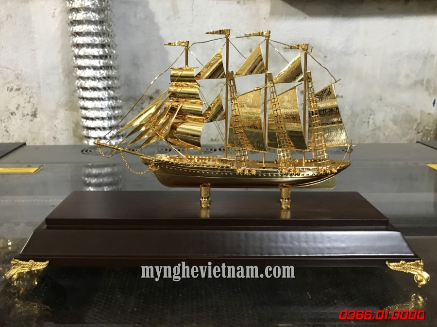 Thuyền buồm dát vàng - Đồ Đồng Vykym - Công Ty Cổ Phần Vykym