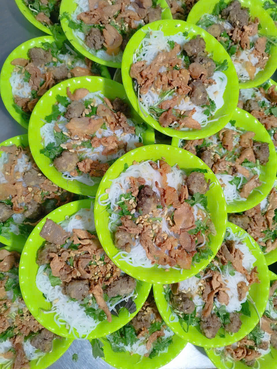 Suất ăn công nghiệp