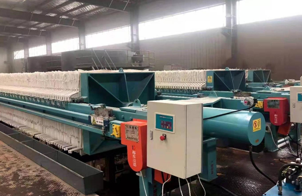 Máy lọc ép bùn
